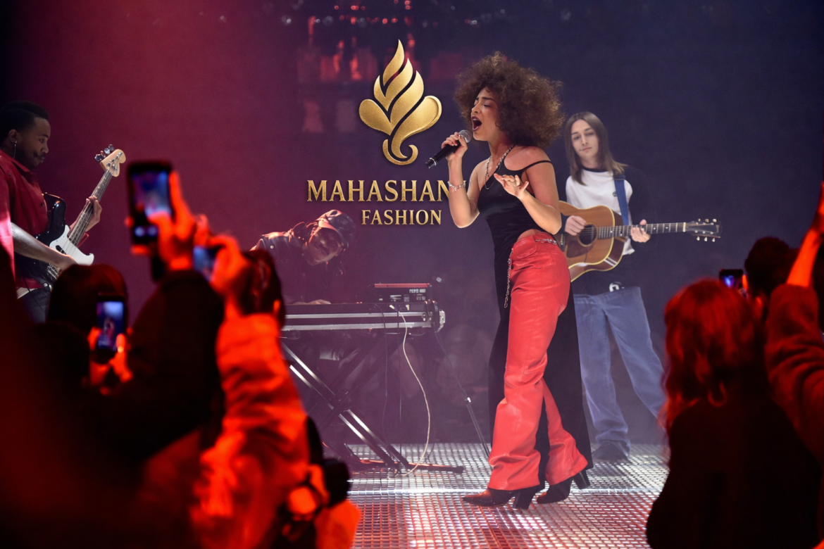 Perform Live at Mahashankh Fashion Show 2026